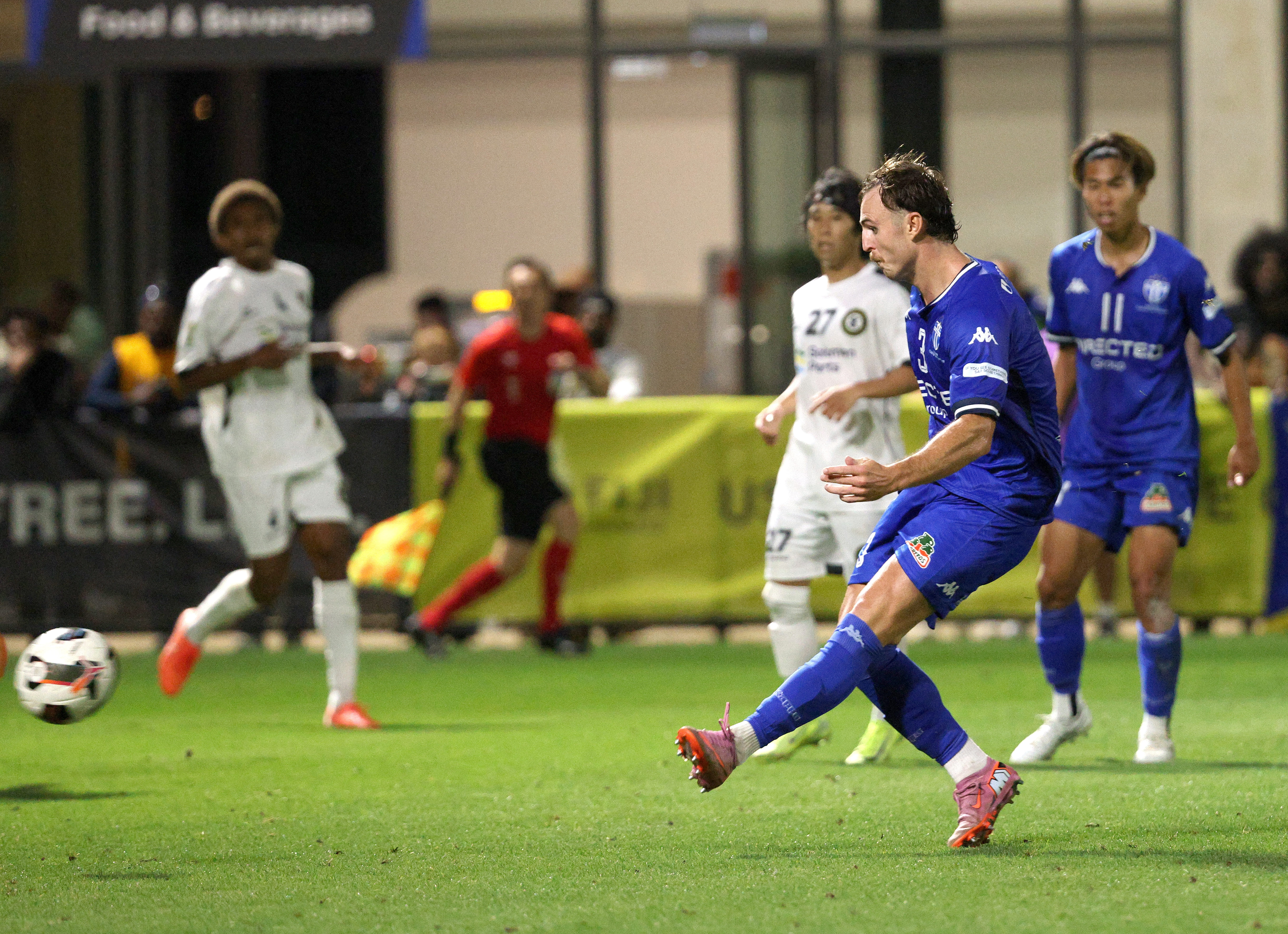 SMB V SOK 050 Hamish Blair