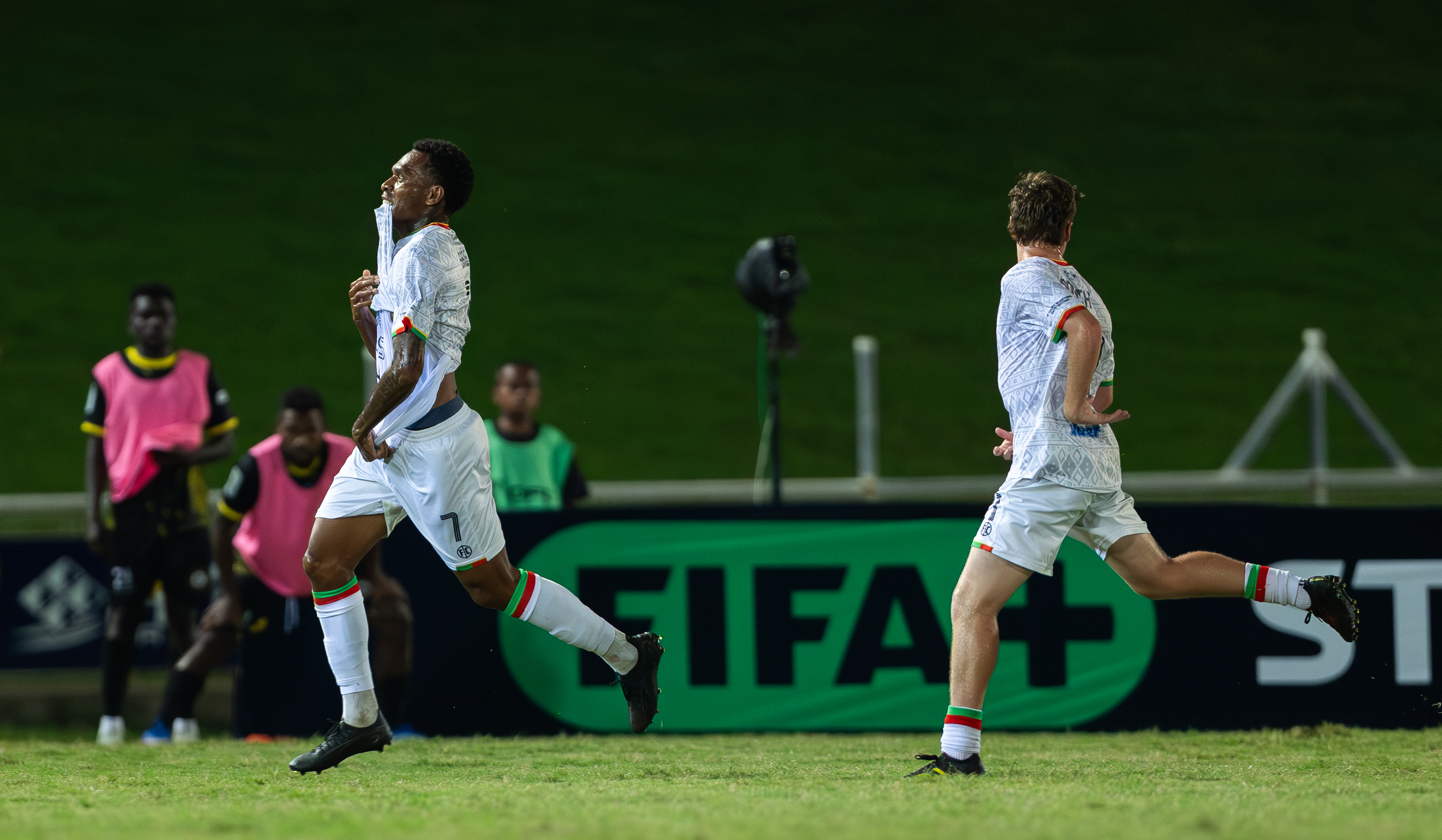 VAN SK RDQ 013 Phototeknz