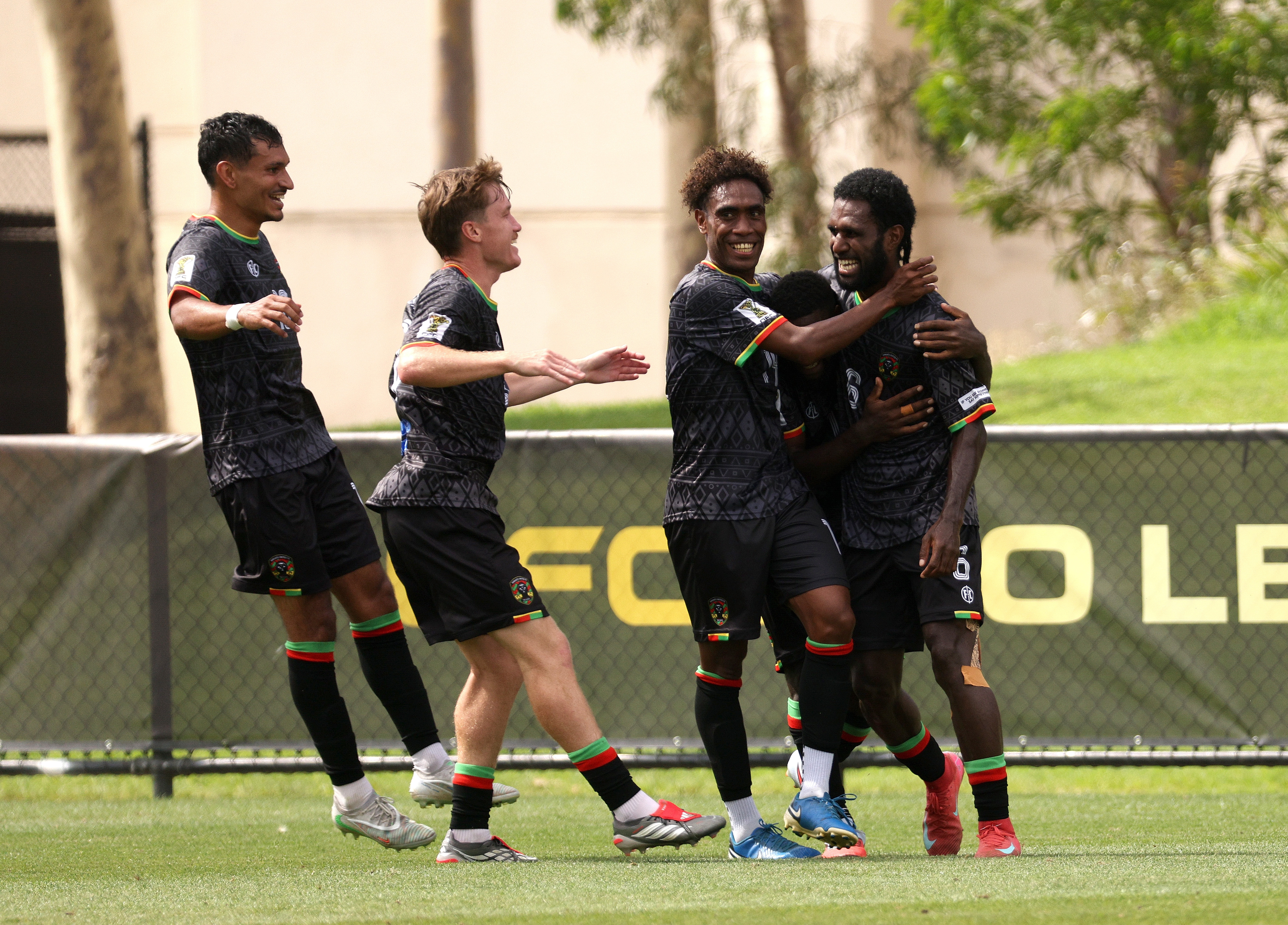 VAU V HEK 018 Phototeknz