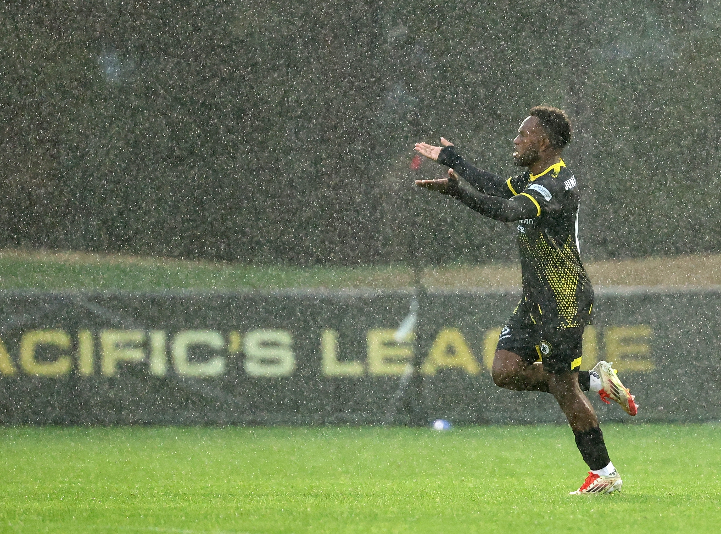 BFC V VAU 005 Phototeknz